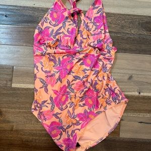 One piece bathing suit